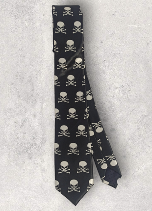 Фирменный галстук пират