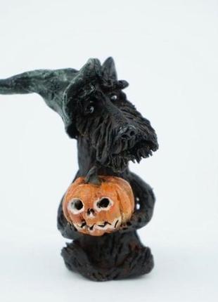 Статуэтка терьера на хэллоуин собака фигурка