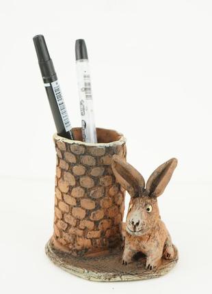 Статуэтка под карандаши и ручки керамика с кроликом подарок ре...