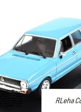 Volkswagen Passat Variant (1975). MAXICHAMPS. Масштаб 1:43