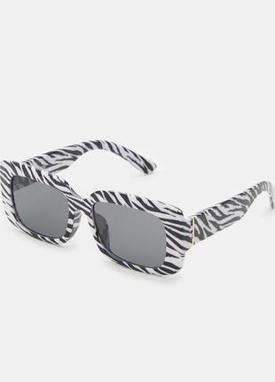 Женские имиджевые солнцезащитные очки sinsay зебра