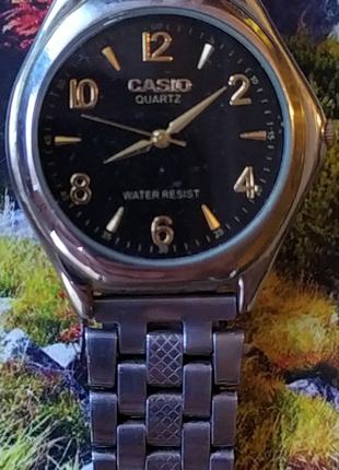 Часы наручные мужские фирменные CASIO (под ремонт)