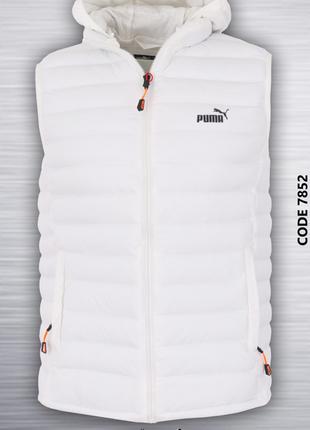 Женская полубатальная жилетка Puma Padded Vest.