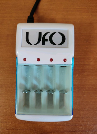 Зарядное устройство UFO зарядний пристрій