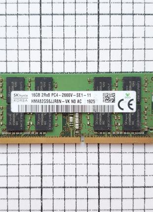 Оперативная память SK Hynix 16GB PC4-2666V DDR4 / HMA82GS6CJR8...