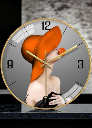 Часы настенные , часы для дома оригинальные ( 20см )
