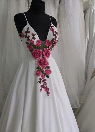 Весільна сукня в україні стилі