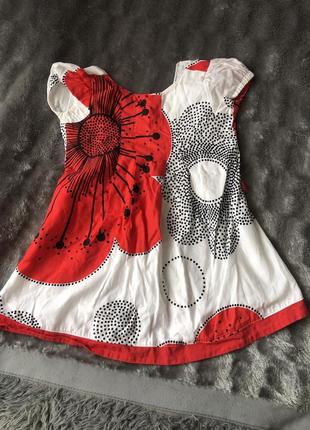 Платье на девочку 2-3 лет с маками