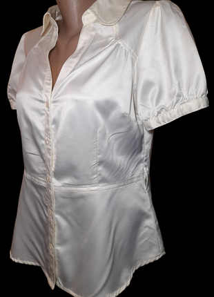 Женская атласная блуза молочного цвета в идеальном состоянии