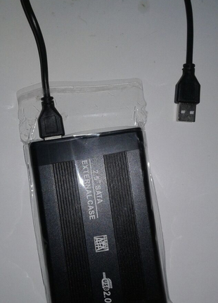 Внешний жесткий диск 2.5" на 300гб производитель Hitachi hdd  USB