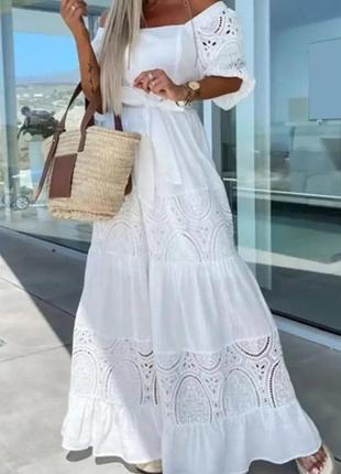 Крутое женское платье с поясом прошва белый