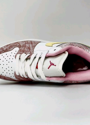 👟 Nike Air Jordan 1