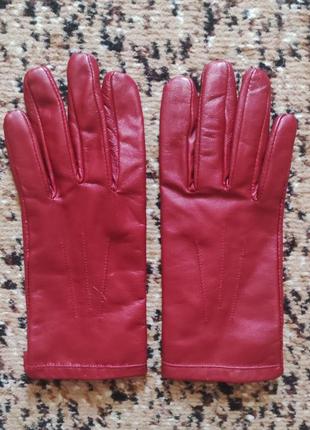 Фирменные кожаные перчатки marks & spencer
