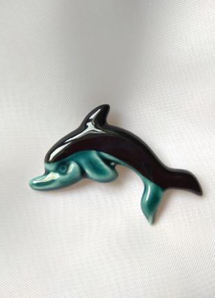Коллекционная винтажная брошь Дельфин Англия фарфор керамика