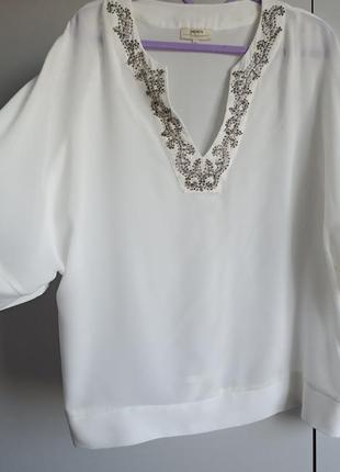 Блузка блуза с вышивкой бисером р.12