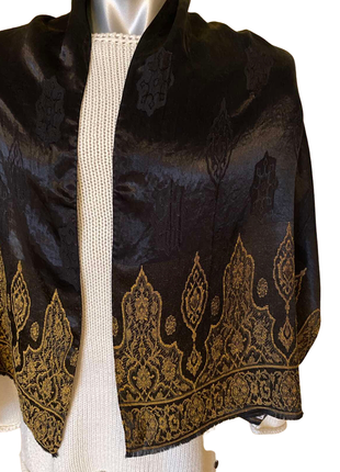 Женская шаль jago 47*160см черная с бежевым орнаментом