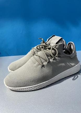 Кроссовки adidas pharrell williams