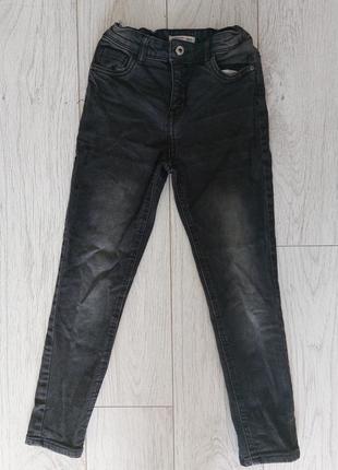 Черные джинсы sinsay на девочку 128 см