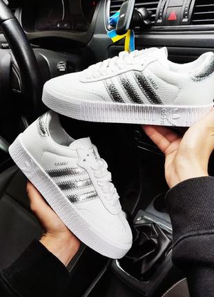 Жіночі кросівки Adidas Samba білі з сріблом