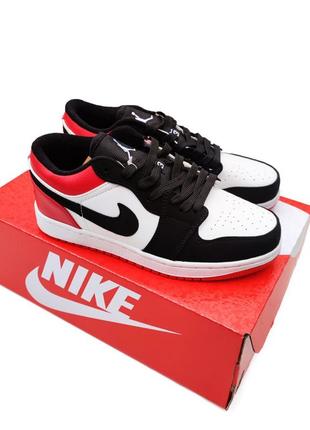 Кросівки Nike Air Jordan 1 low Black/White/Red чорні з білим черв