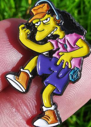 Брошь брошка значок пин Симпсон Барт металл Simpson В НАУШНИКАХ
