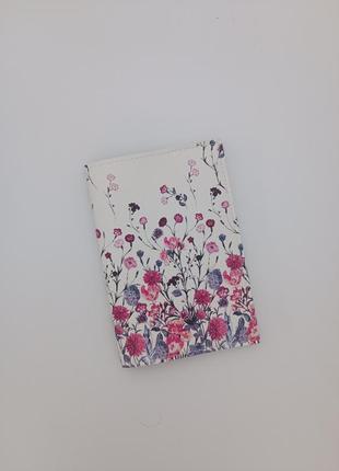 Обложка на паспорт цветы