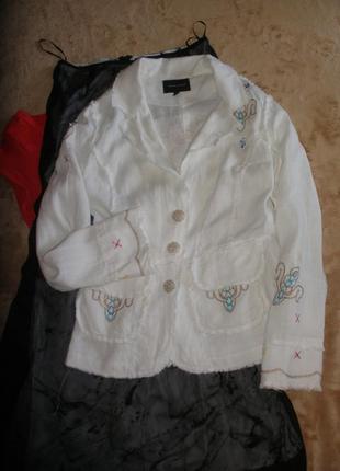 Белый пиджак, жакет из волокон крапивы вышивка этно бохо