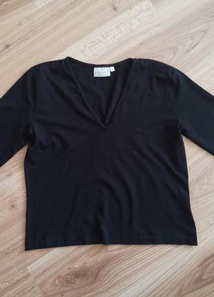 Футбрлка чорна з довгими рукавами, блуза