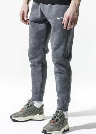▪️nike спортивные брюки мужские серые с манжетами на манжетах ...