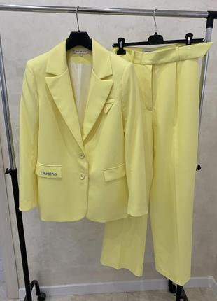 Новий костюм one by one жовтий жіночий