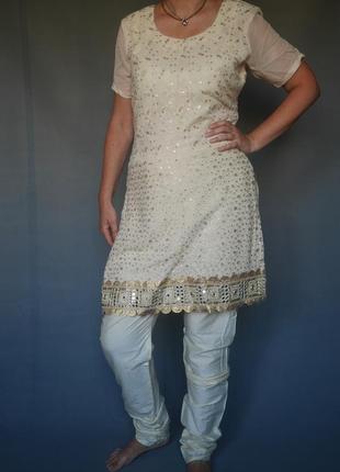 Индийский восточный костюм, пенджаби, туника, сари.