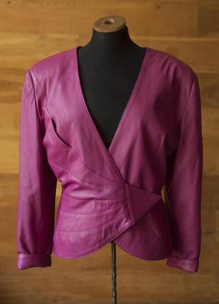 Шкіряна вінтажна куртка кольору фуксії жіноча (німеччина), роз...