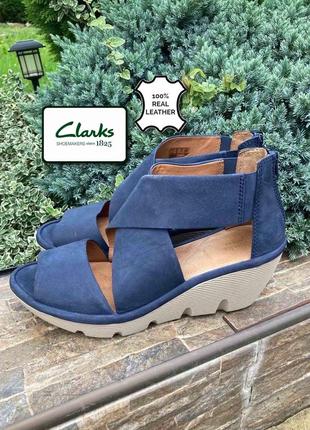 Clarks® британская удобная фирменная кожаная сандалии босоножк...