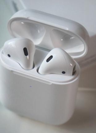 Навушники Apple AirPods 2 з бездротовою зарядкою
