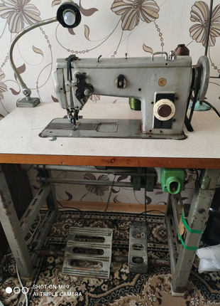 Продам промислову швейну машину
