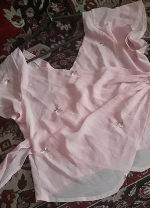 Шикарная блузка цвет  чайная роза ( есть юбка)