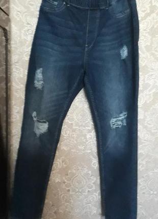 Новые джинсы-скинни  h&m