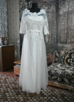 Свадебное платье р 52-54.
