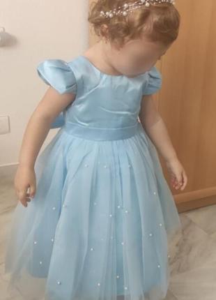Праздничное голубое платье жемчужинка для девочки на 2-5 лет