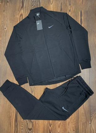 Чоловічий спортивний костюм Nike Топкості