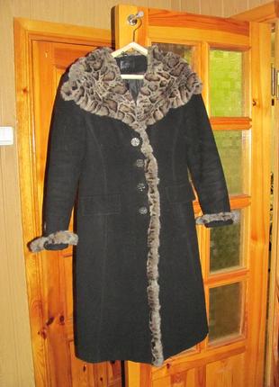Черное женское пальто демисезонное lavis