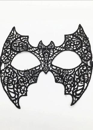 Карнавальная маска на лицо16 на18 см черный