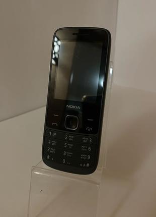 Nokia 225 не включається
