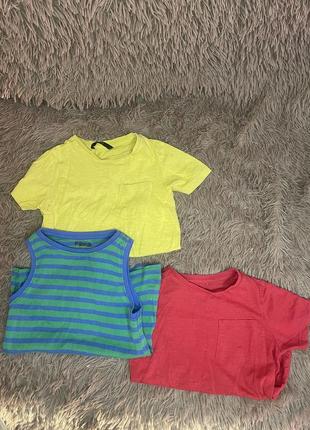 Две футболки и майка на ребенка 3-4 года