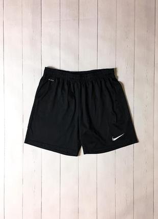 Чоловічі чорні спортивні футбольні шорти бігові nike dri-fit н...