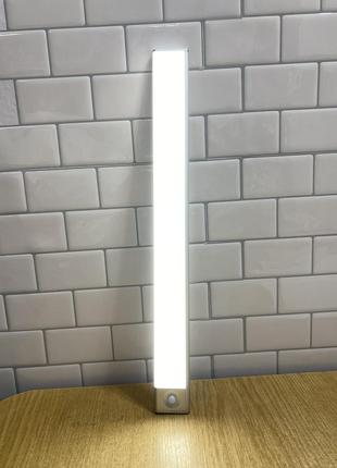 Б/у LED светильник для подсветки столешницы с датчиком