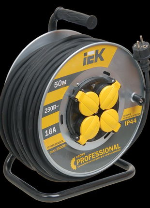 Подовжувач IEK Professional УК50  50м КГ 3х2,5мм