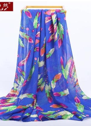 Женский шарф синий с рисунком перышек - размер шарфа приблизит...