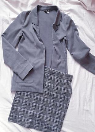 Серый базовый пиджак