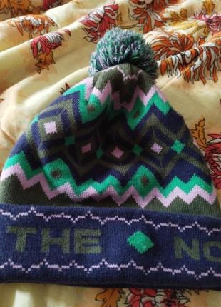 Орігінальна шапка фірми the north face